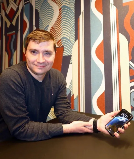Alex Albu, seniorkonsulent i Novanet, jobber med innovasjon og utvikling av gründerprosjekt.
